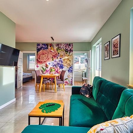 Apartament Kwiatowy - 5D Apartamenty Świeradów-Zdrój Exteriör bild