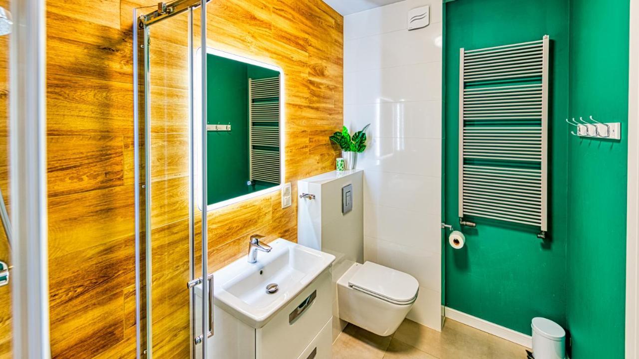 Apartament Kwiatowy - 5D Apartamenty Świeradów-Zdrój Exteriör bild